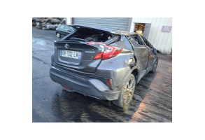 Bouton de coffre TOYOTA C-HR 1 Photo n°11