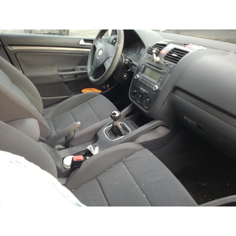 Feu arriere secondaire droit (feux) VOLKSWAGEN GOLF 5 Photo n°1