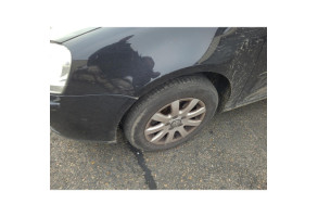 Feu arriere secondaire droit (feux) VOLKSWAGEN GOLF 5 Photo n°16