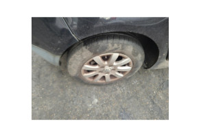 Feu arriere secondaire gauche (feux) VOLKSWAGEN GOLF 5 Photo n°10
