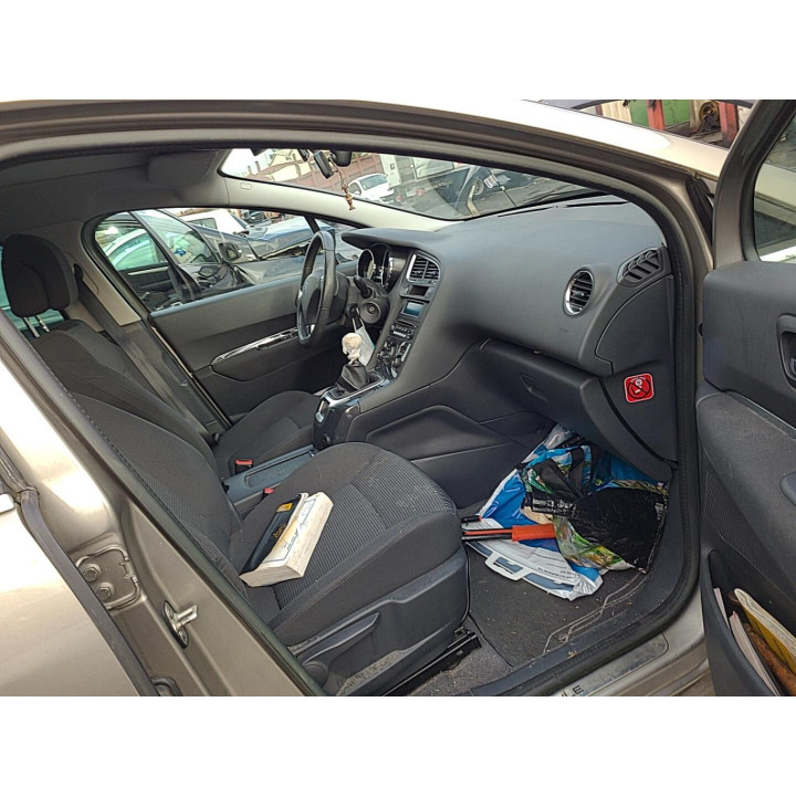 Poignee porte avant gauche PEUGEOT 5008 1 Photo n°15