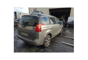 Vitre arriere gauche PEUGEOT 5008 1 Photo n°7