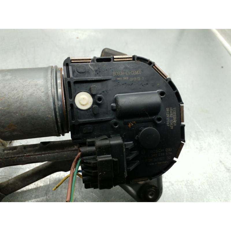 Moteur essuie glace avant gauche PEUGEOT 3008 1 Photo n°2