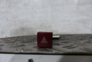 Bouton de warning PEUGEOT 207