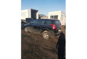 Moteur essuie glace avant gauche PEUGEOT 5008 1 Photo n°9