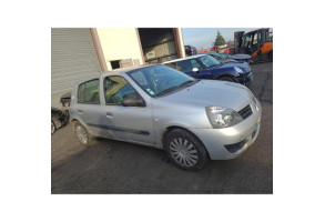 Bras essuie glace avant gauche RENAULT CLIO 2 CAMPUS Photo n°8