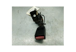 Attache ceinture arriere droit PEUGEOT 308 1 Photo n°1