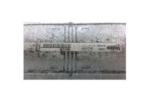 Echangeur air (Intercooler) PEUGEOT 308 1 SW Photo n°1