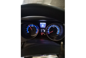 Verin de coffre HYUNDAI I 30 2 Photo n°14