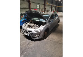 Verin de coffre HYUNDAI I 30 2 Photo n°19