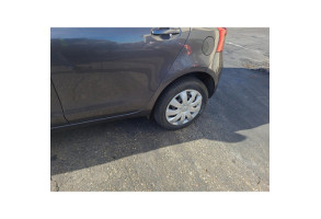 Verin de coffre TOYOTA YARIS 2 Photo n°14