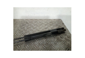 Verin de coffre RENAULT CLIO 4 Photo n°3