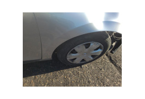 Verin de coffre RENAULT CLIO 4 Photo n°18