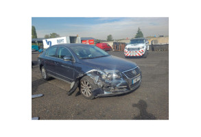 Malle/Hayon arriere VOLKSWAGEN PASSAT 5 Photo n°10