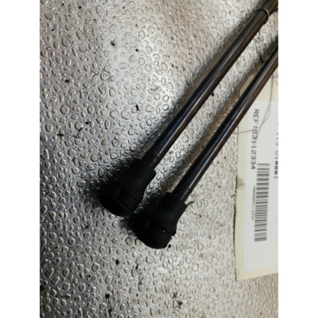 Verin de coffre PEUGEOT 208 1