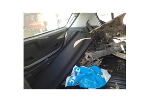 Vitre arriere droit OPEL CORSA E Photo n°3