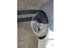 Vitre arriere droit OPEL CORSA E Photo n°4