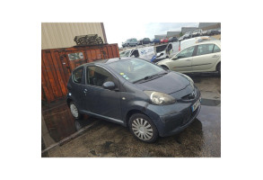Leve vitre electrique avant gauche TOYOTA AYGO 1 Photo n°8
