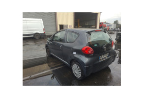 Leve vitre electrique avant gauche TOYOTA AYGO 1 Photo n°16