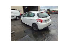 Verin de coffre PEUGEOT 208 1 Photo n°10