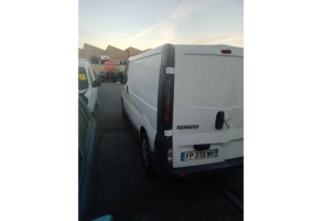 Calandre RENAULT TRAFIC 2 Photo n°6