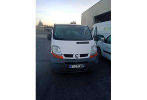 Calandre RENAULT TRAFIC 2 Photo n°10