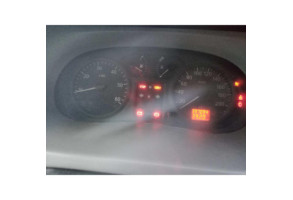 Calandre RENAULT TRAFIC 2 Photo n°11