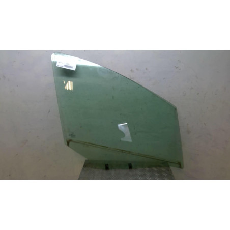 Vitre avant droit PEUGEOT 308 1