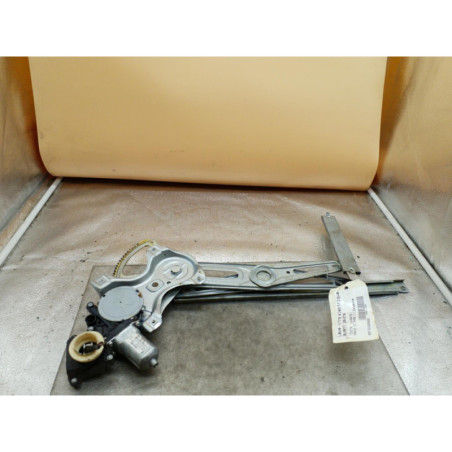Leve vitre electrique avant gauche TOYOTA YARIS 2