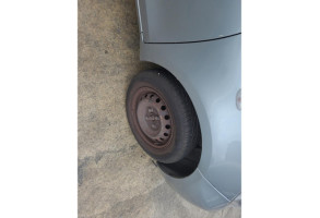 Leve vitre electrique avant gauche TOYOTA YARIS 2 Photo n°6