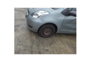 Leve vitre electrique avant gauche TOYOTA YARIS 2 Photo n°8