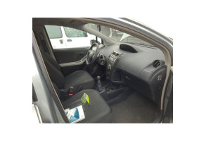 Leve vitre electrique avant gauche TOYOTA YARIS 2 Photo n°12