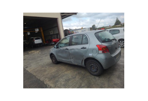 Leve vitre electrique avant gauche TOYOTA YARIS 2 Photo n°17