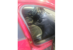 Vitre arriere droit PEUGEOT 208 1 Photo n°5