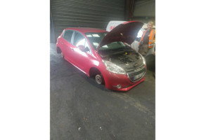 Vitre arriere droit PEUGEOT 208 1 Photo n°7