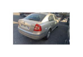 Verin de coffre SKODA OCTAVIA 2 Photo n°15