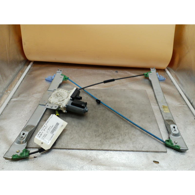 Leve vitre electrique avant droit CITROEN C2 Photo n°1