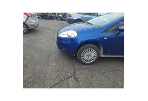 Pivot de moyeu avant gauche FIAT GRANDE PUNTO Photo n°8