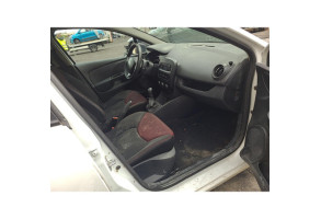 Feu arriere secondaire droit (feux) RENAULT CLIO 4 Photo n°3