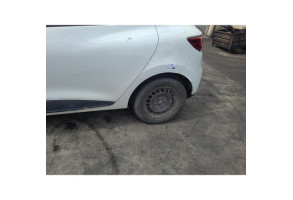 Feu arriere secondaire droit (feux) RENAULT CLIO 4 Photo n°18