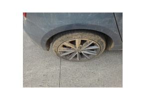 Verin de coffre AUDI A1 1 Photo n°6
