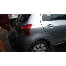 Poignee porte avant gauche TOYOTA YARIS 2 Photo n°8