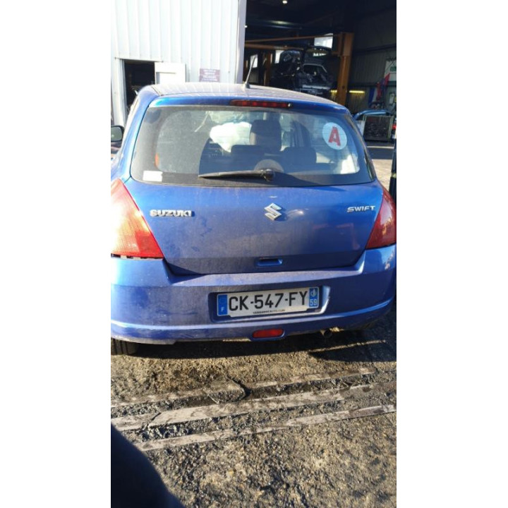 Leve vitre electrique avant gauche SUZUKI SWIFT 3 Photo n°2