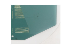 Vitre arriere droit SKODA FABIA 2 Photo n°4