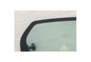 Vitre arriere droit VOLKSWAGEN UP Photo n°2
