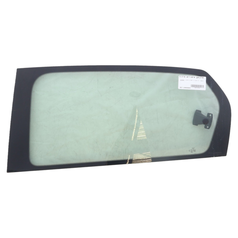 Vitre arriere gauche VOLKSWAGEN UP Photo n°1