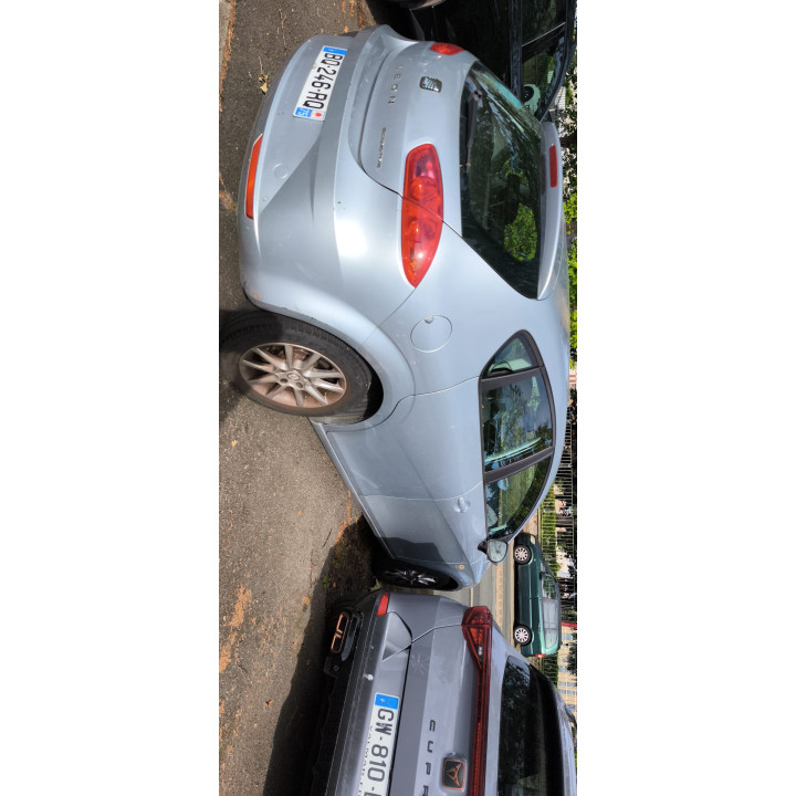 Feu arriere principal droit (feux) SEAT LEON 2 Photo n°8