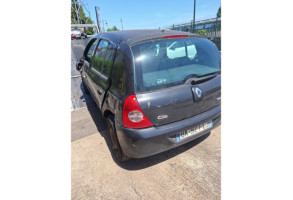 Feu arriere principal droit (feux) RENAULT CLIO 2 CAMPUS Photo n°10