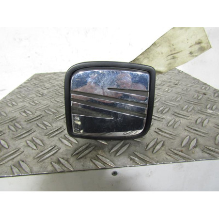 Bouton de coffre SEAT LEON 1