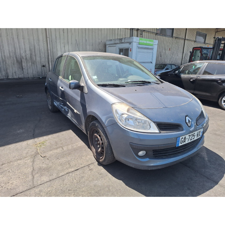 Feu arriere principal droit (feux) RENAULT CLIO 3 Photo n°13